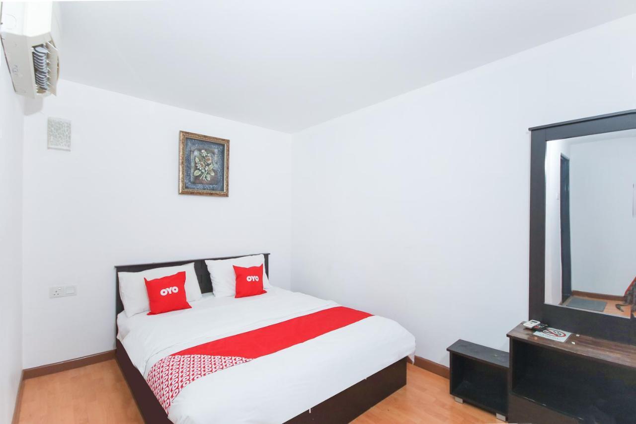Super Oyo 90345 Tm Hotel Ампанг Екстериор снимка